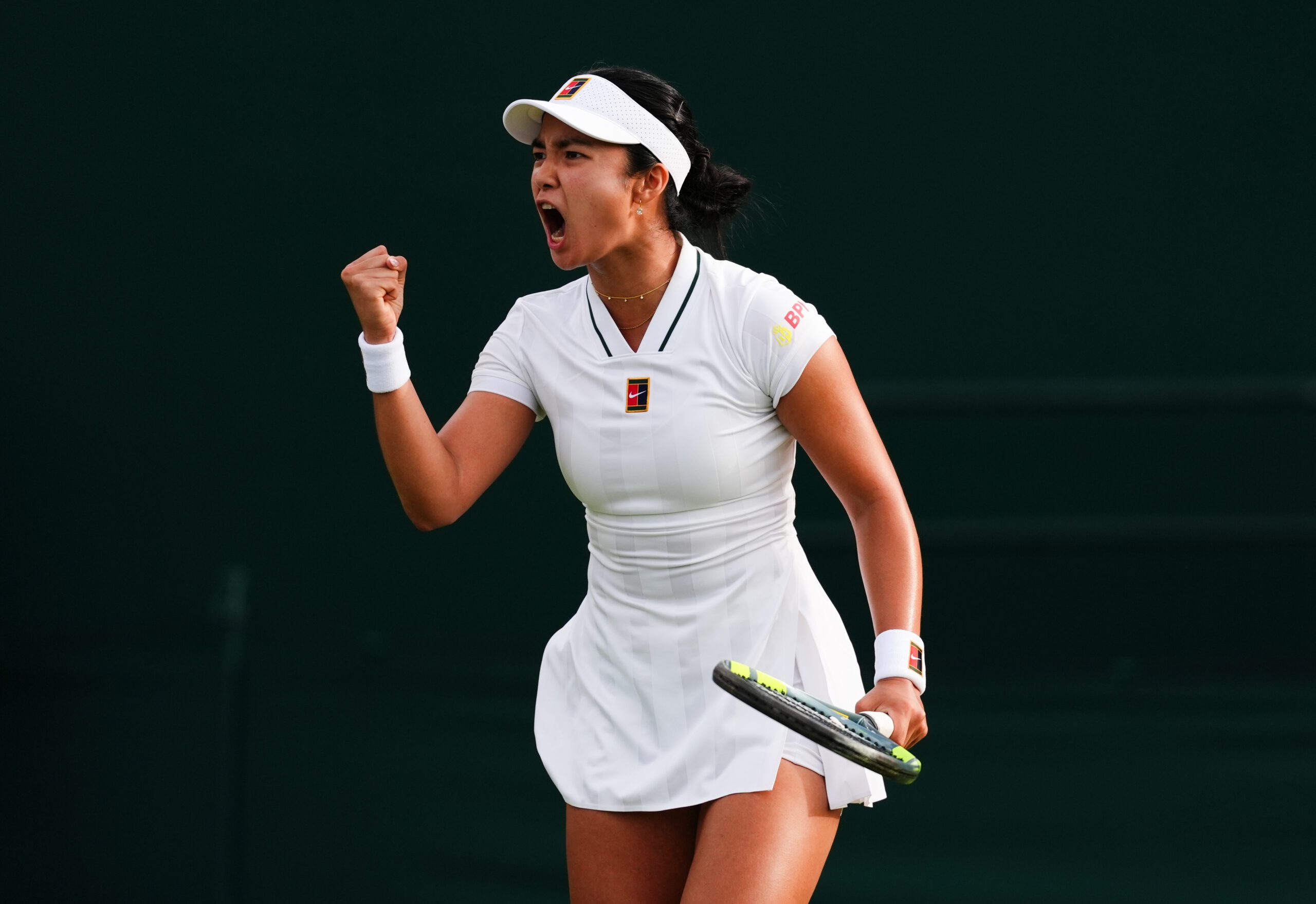 Alexandra Eala: Maya Joint, Wimbledon, Eala vs Joint, Tennis